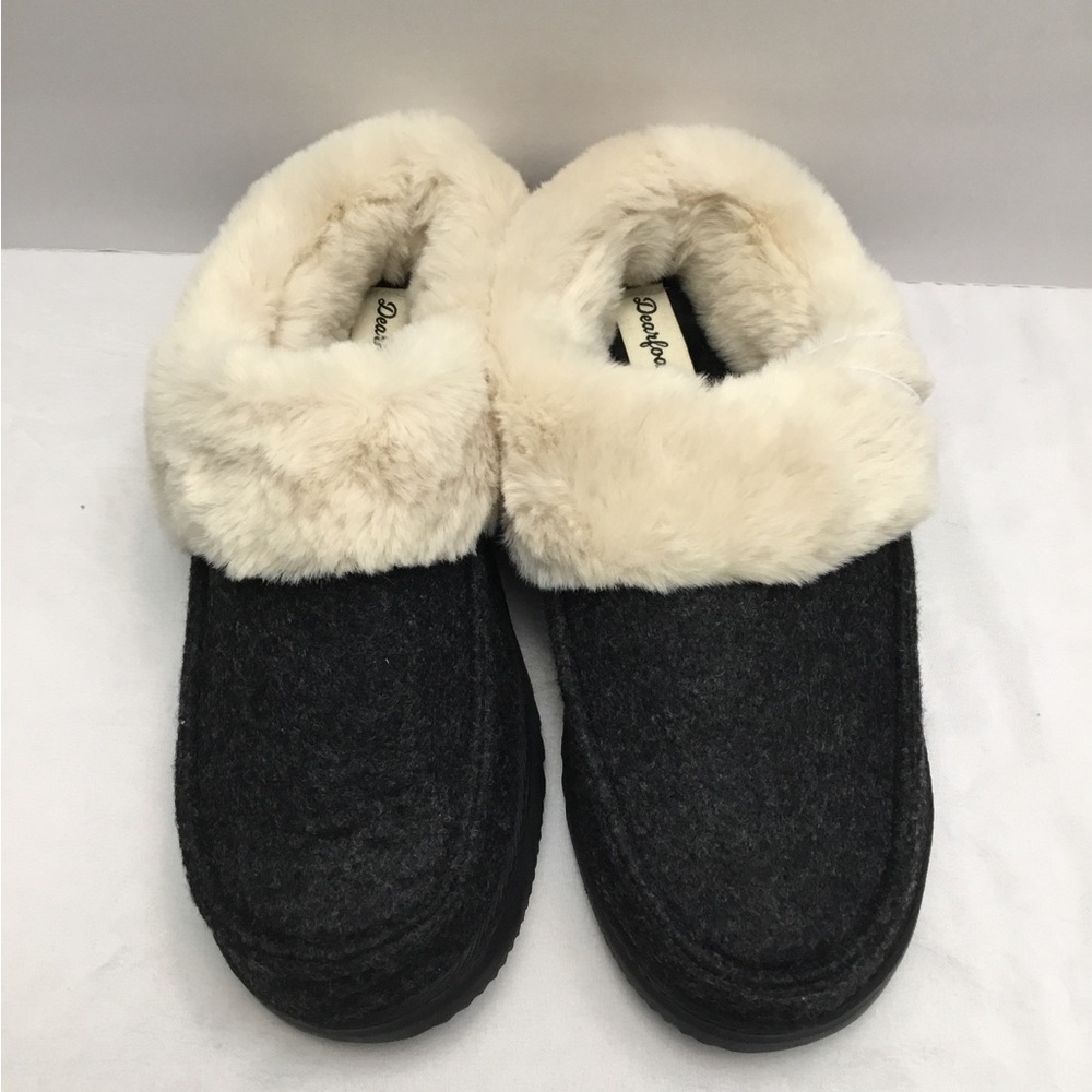 Dearfoams Black and Cream Cozy Slippers